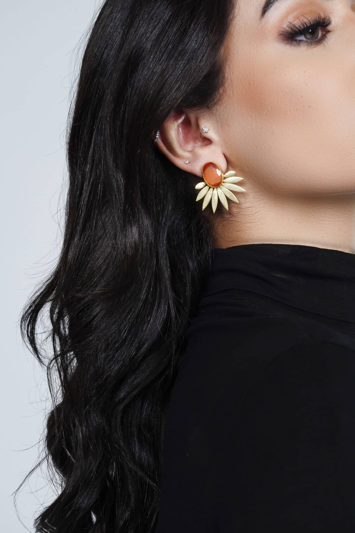 BEJEWELED - ORANGE STUDS